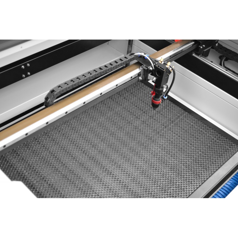 CO2-Laserschneid- und Graviermaschine CORMAK LC6040Z