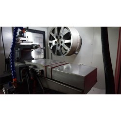 CNC-Drehmaschine CORMAK für die Renovierung von Aluminiumfelgen 32 Zoll