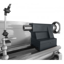 Konventionelle Universaldrehmaschine CORMAK TORNADO 460x1500 + Drehmeißel + mitlaufende Spitze