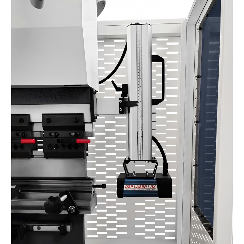 Hydraulische Abkantpresse CORMAK CNC ULTIMATE 4+1 500×6000 DA-53TX