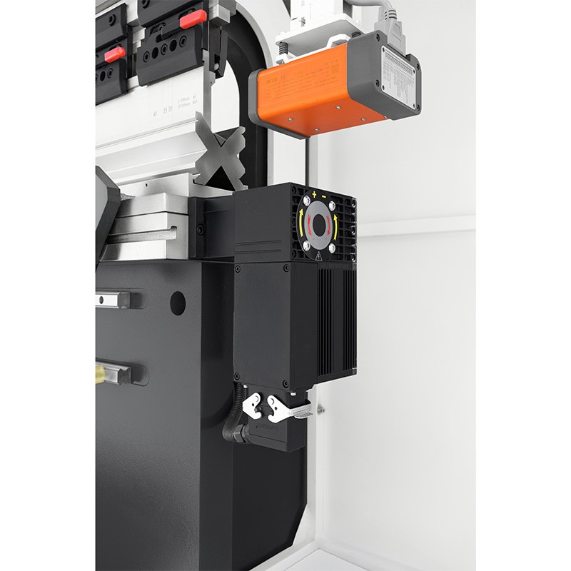 Hydraulische Abkantpresse CORMAK CNC SERVO ELITE 80×2500 DA-53TX