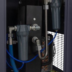 Schraubenkompressor mit Kältetrockner und 270L Druckluftbehälter CORMAK LUFT 1000 VSD+PM COMPACT 950L/min 7.5kW