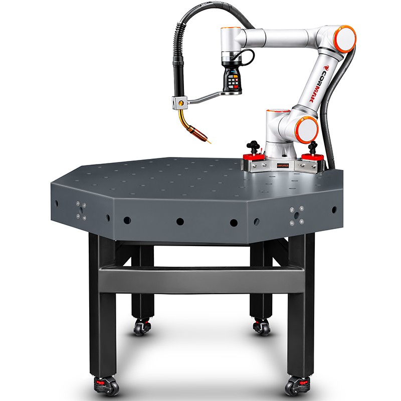 Schweiß-Cobot CORMAK R950 6-Achs-Roboter | CORMAK