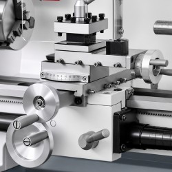 Konventionelle Universaldrehmaschine CORMAK TYTAN 210x400 | CORMAK