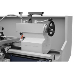 Universaldrehmaschine CORMAK 500 x 1000/65, konventionell + Drehmeißel + mitlaufende Spitze